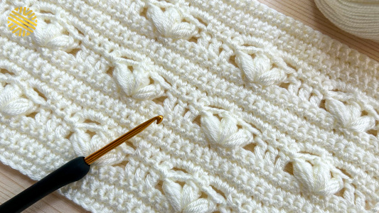 This Crochet Pattern for Beginners is Gorgeous! Super Easy & Unique Crochet Stitch for Blanket