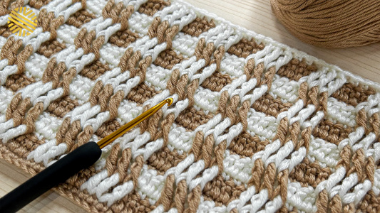 This Crochet Pattern For Beginners is a Showstopper! Easy & Unique Crochet Stitch for Blanket