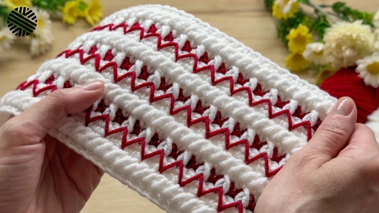 Crochet a Very Easy & Never-Before-Seen Baby Blanket Pattern for Beginners