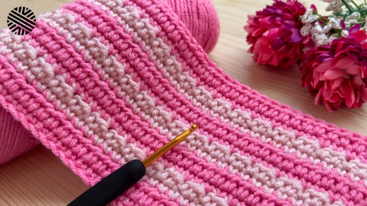 SUPER EASY & FAST Crochet Pattern for Beginners - Pretty Crochet Stitch for Baby Blanket