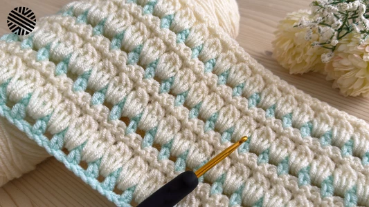 Very Easy Crochet Pattern for Beginners - Unusual Crochet Stitch for Baby Blanket