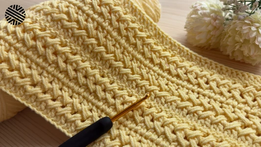 EASY Crochet Pattern for Beginners. CHARMING Crochet Stitch for Scarf, Blanket and Sweater