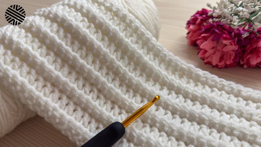 Ridiculously Easy Crochet Pattern for Beginners -  Lovely Crochet Stitch for Baby Blanket & Bag