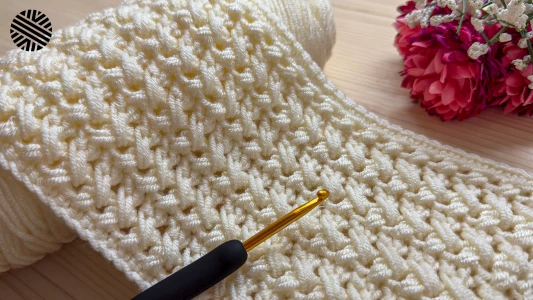 SUPER EASY & FAST Crochet Pattern for Beginners - AWESOME Crochet Stitch for Baby Blanket, Bag, Scarf and Sweater