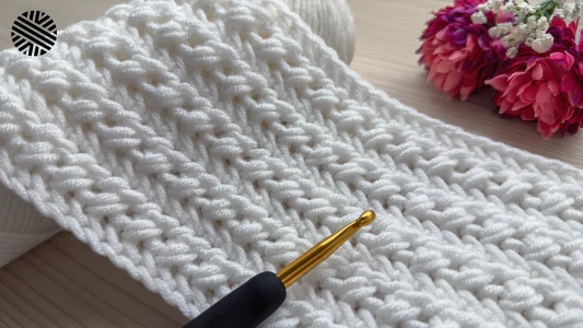 VERY EASY Crochet Pattern for Beginners (Two Rows Repeat) - Crochet Stitch for Baby Blanket, Bag and Scarf