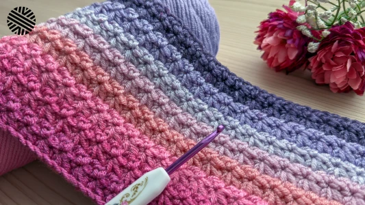 SUPER EASY Crochet Pattern for Beginners (ONE ROW REPEAT) - Crochet Stitch for Baby Blanket, Scarf & Hat