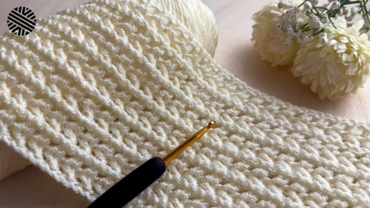 Super Easy Crochet Pattern for Beginners (1 Row Repeat) - Crochet Stitch for Baby Blanket, Bedspread, Scarf and Bag