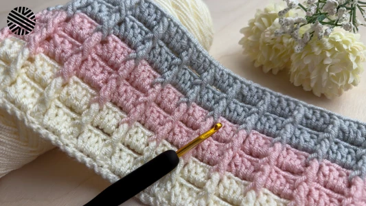 VERY EASY Crochet Pattern for Beginners - Crochet Stitch for Baby Blanket, Bedspread & Bag