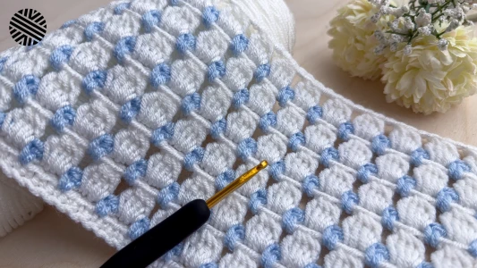 Crochet a Very Easy Baby Blanket Pattern for Beginners - Lovely Crochet Stitch