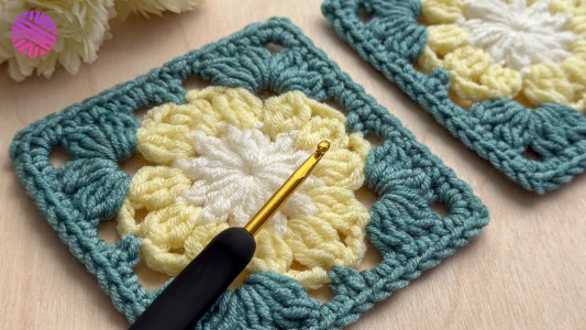 Crochet a VERY EASY and WONDERFUL Granny Square for Beginners