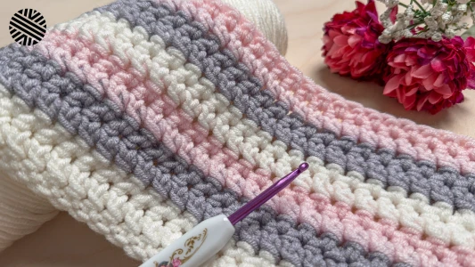SUPER EASY and UNUSUAL Crochet Pattern for Beginners (1 ROW REPEAT) - Crochet Stitch for Baby Blanket, Bag, Scarf and Bedspread