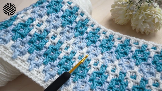 EASY & UNUSUAL Mosaic Crochet Pattern for Beginners - Crochet Stitch for Baby Blanket, Bag, Sweater and Scarf