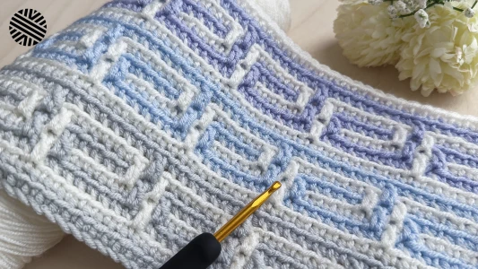 VERY EASY Mosaic Crochet Pattern for Beginners - Crochet Stitch for Baby Blanket, Bag, Sweater and Scarf