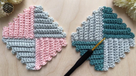 Crochet a VERY EASY & LOVELY Granny Square for Beginners