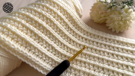 Super Easy Crochet Pattern for Beginners - Crochet Stitch for Baby Blanket, Bag, Scarf, Hat and Sweater