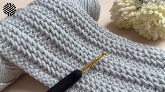 Super Easy & Unusual Crochet Pattern for Beginners - New Crochet Stitch for Baby Blanket, Bag, Scarf and Hat