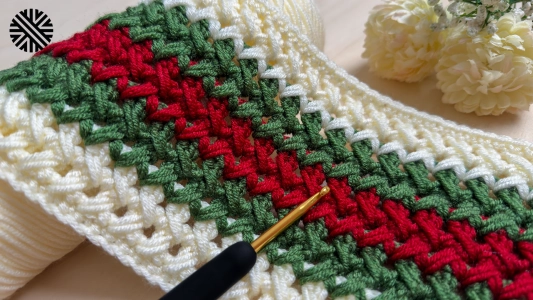 Perfect Crochet Christmas Gift - Super Easy Blanket Pattern for Beginners (1 Row Repeat)