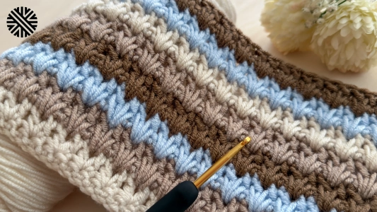 Super-Duper Easy Crochet Pattern for Beginners - Unusual Crochet Stitch for Blanket, Scarf, Hat and Bag