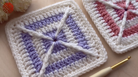 Unusual & Very Easy Granny Square Crochet Pattern for Beginners